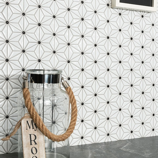 tokyo-geometric-black-white-tile