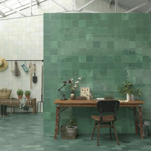 souk-aqua-white-gloss-wall-tile